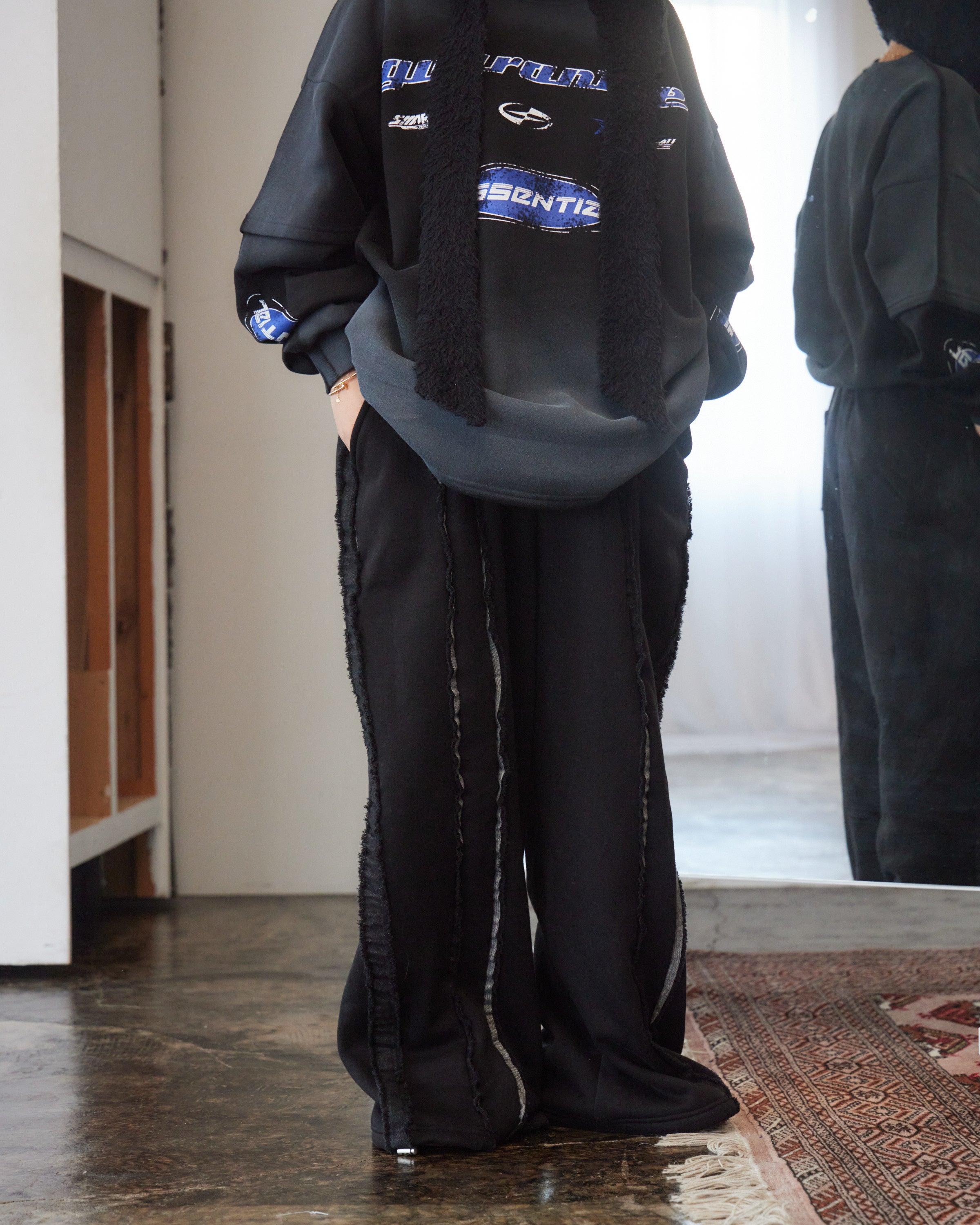 Inside Out Line Sweat Pants