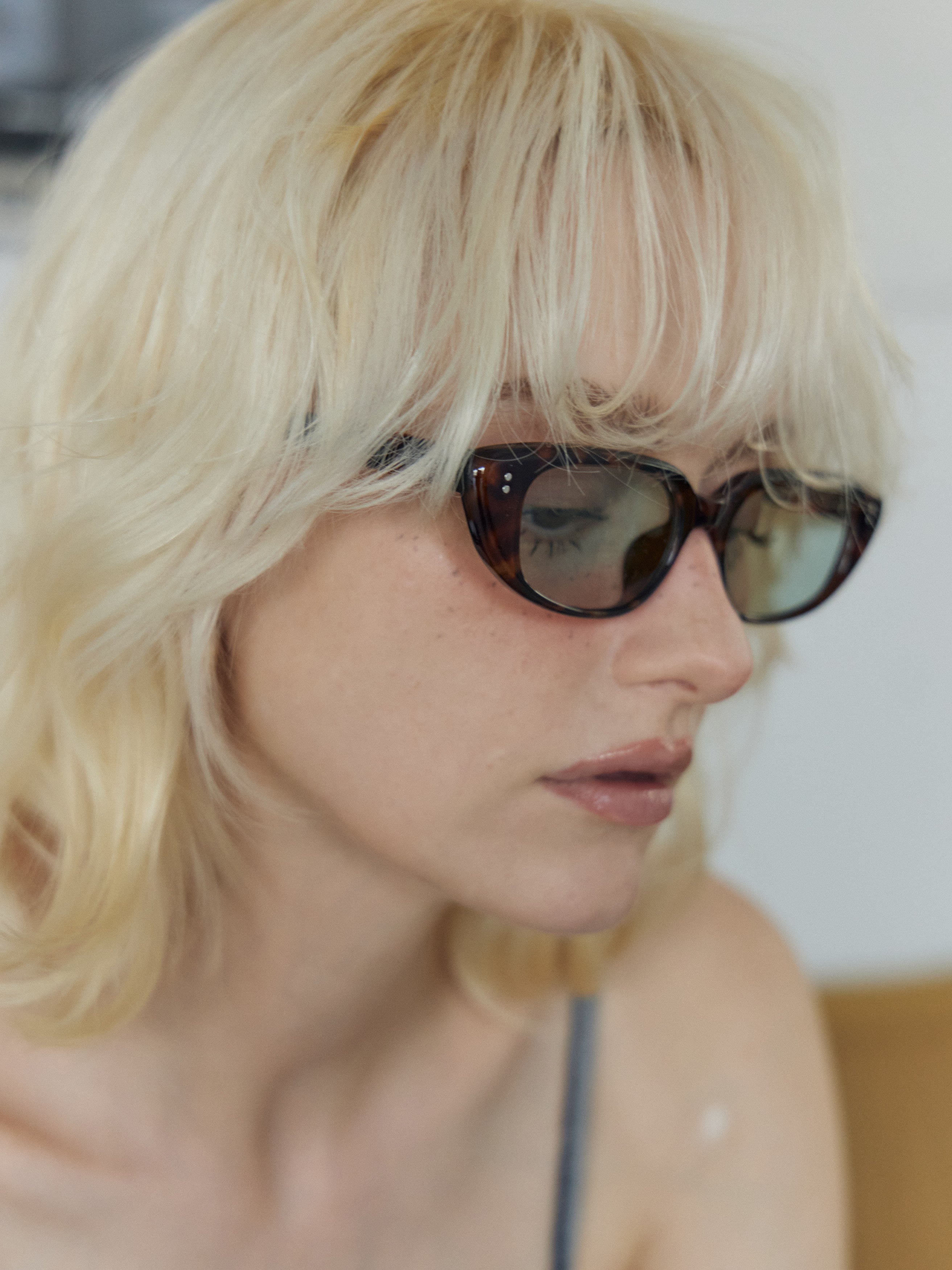【W.E.Y】Bitter Cherry Cat Eye