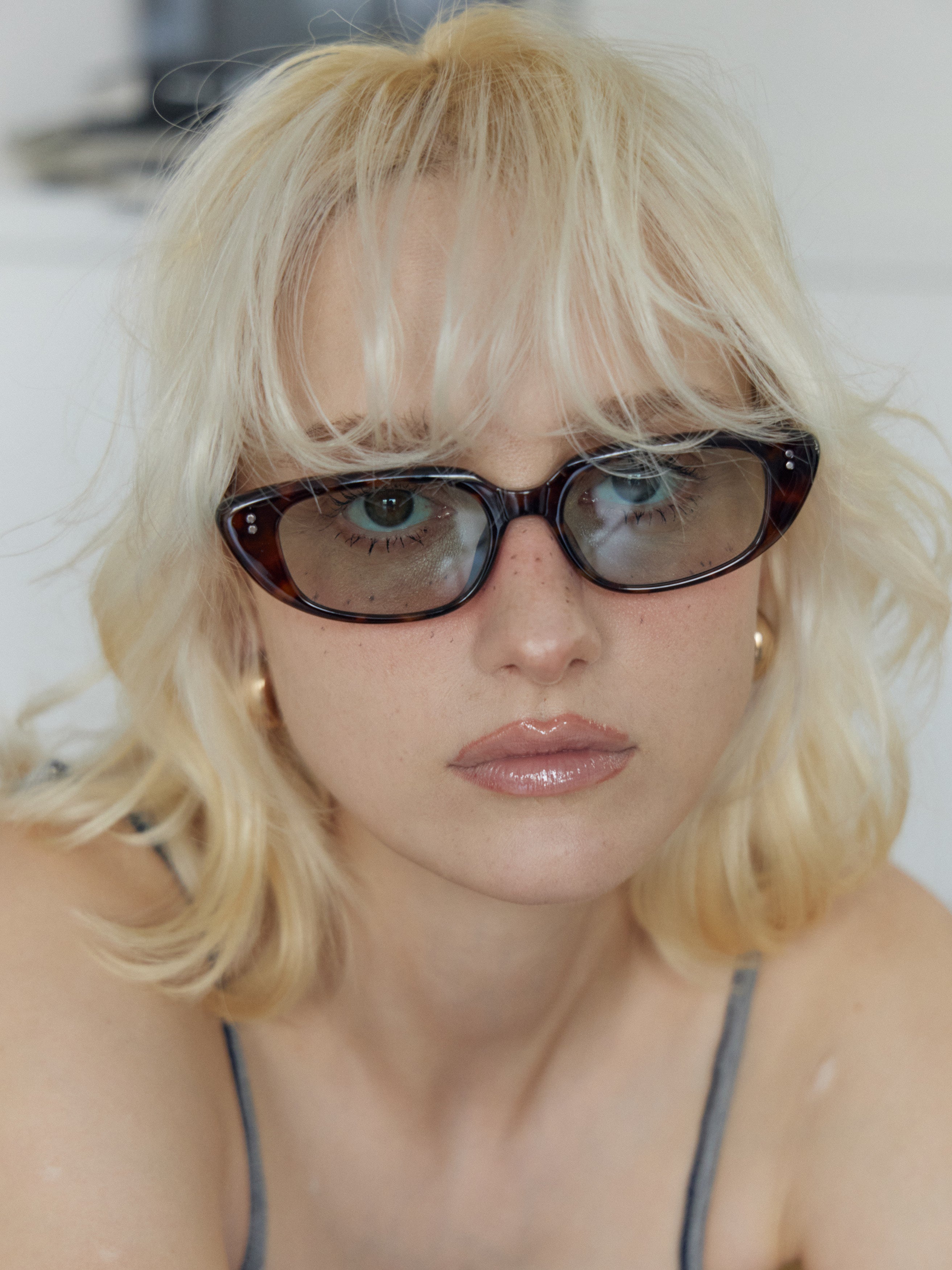 【W.E.Y】Bitter Cherry Cat Eye