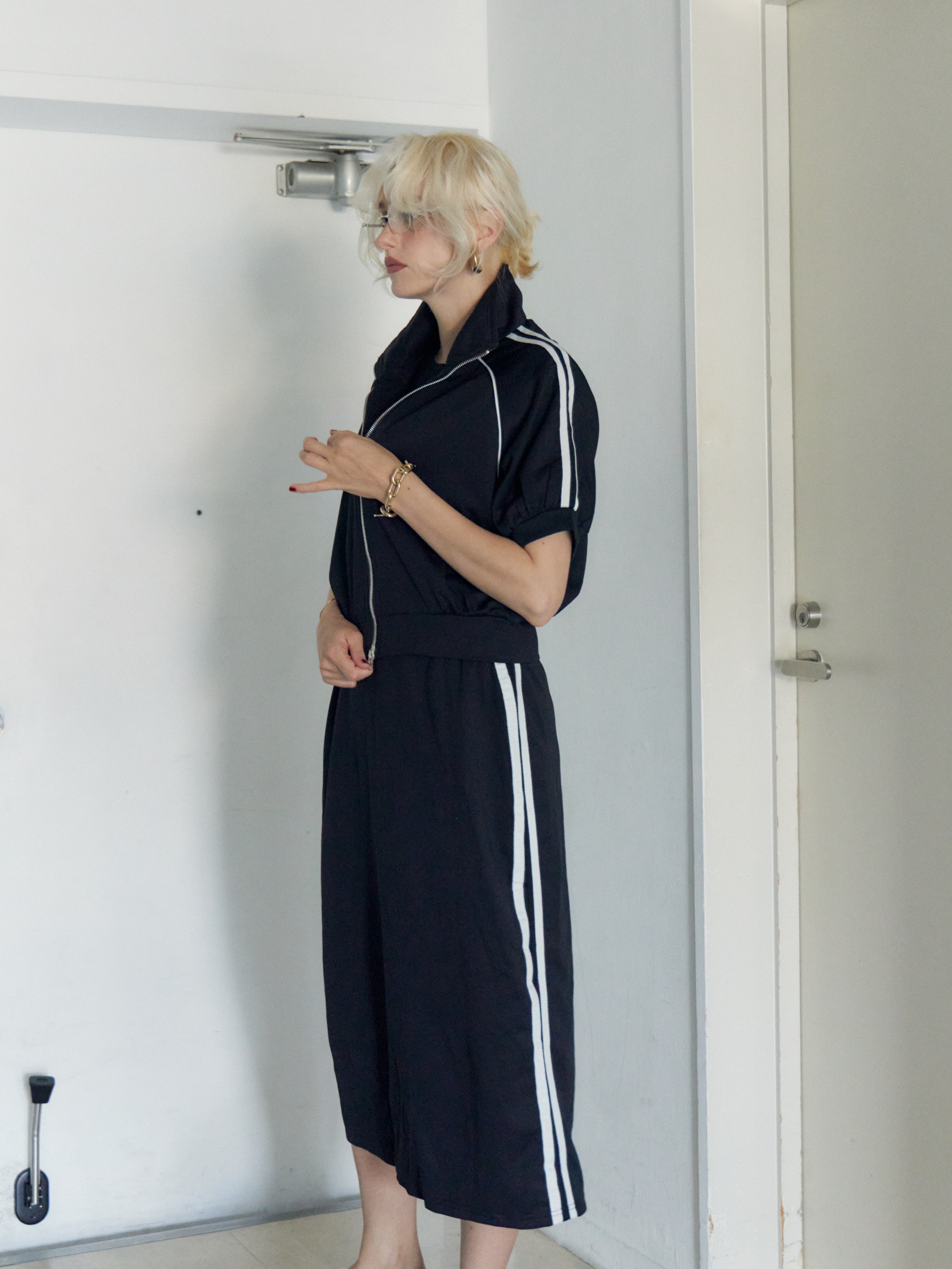 Side Line Dress Set-up