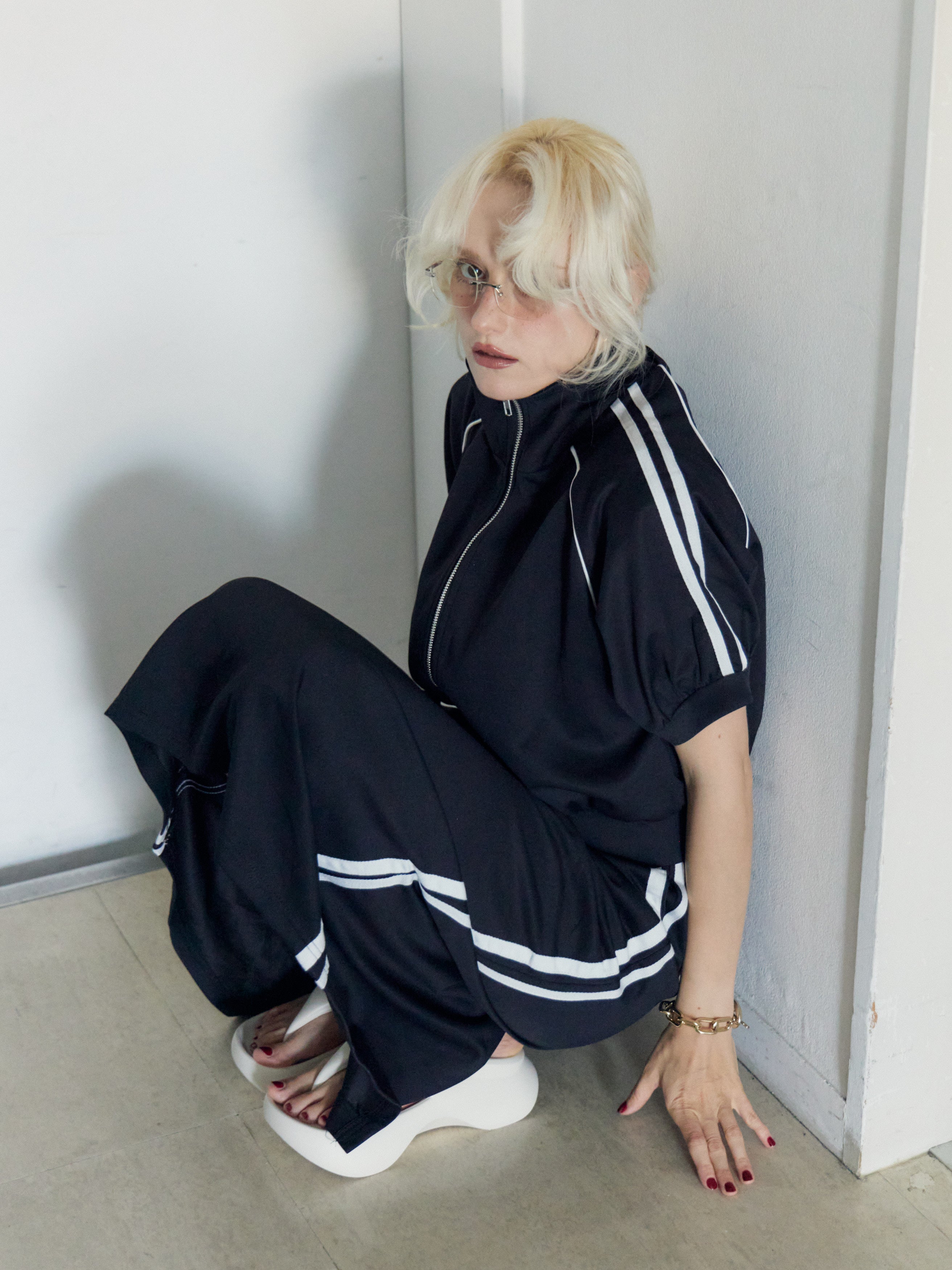 Side Line Dress Set-up