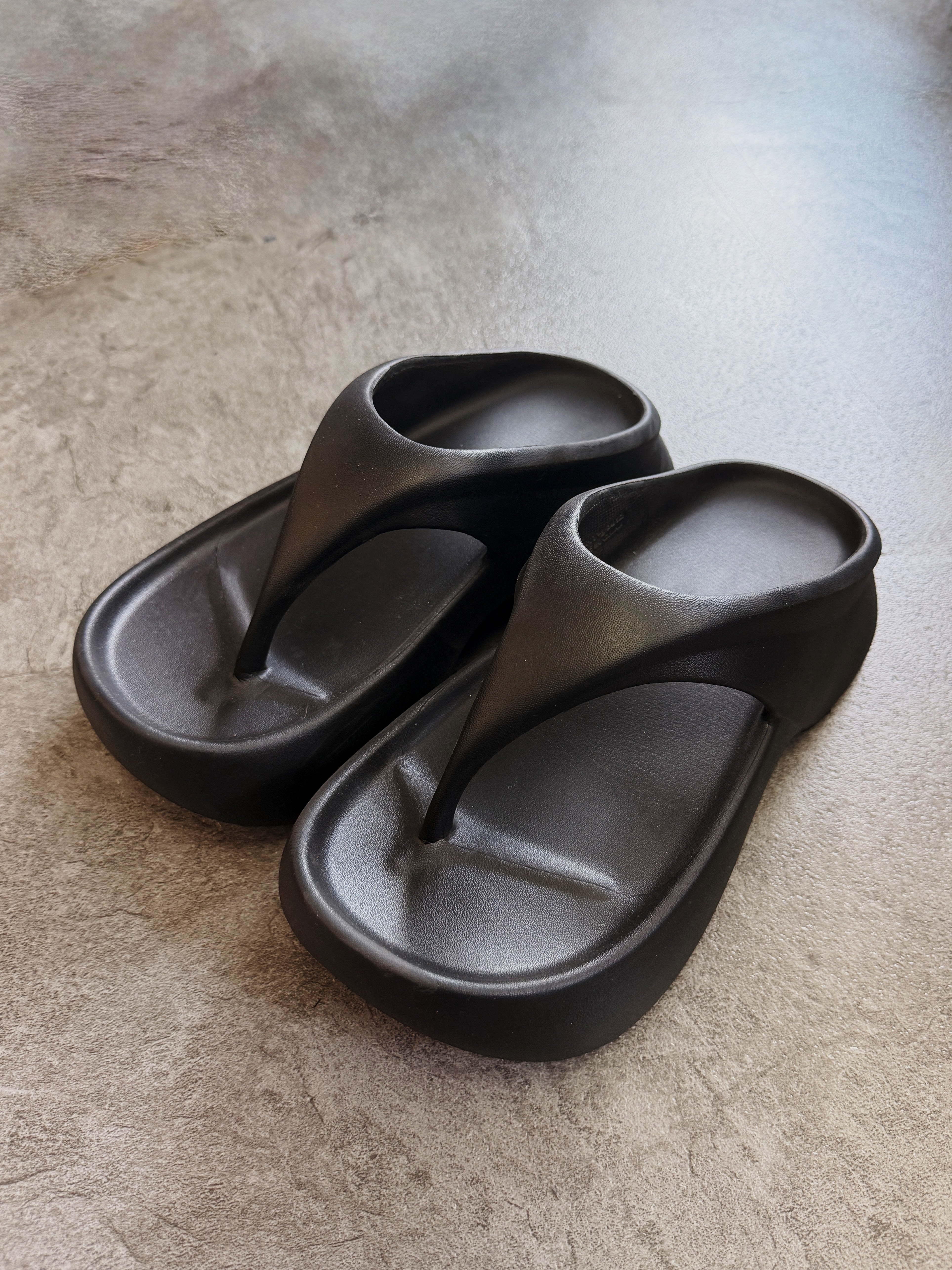 Whisper Sandal