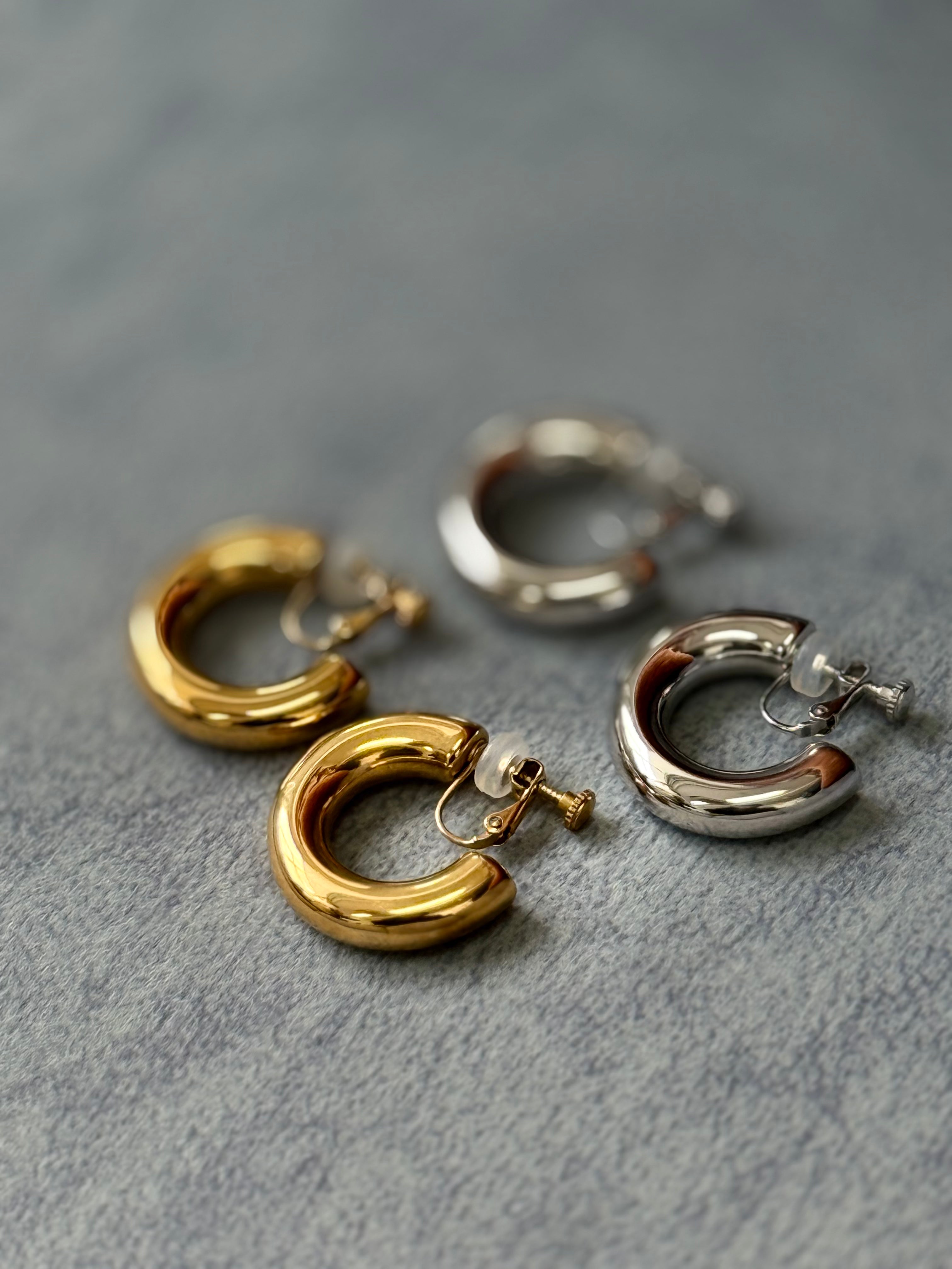 Glossy Round Hoop Earrings