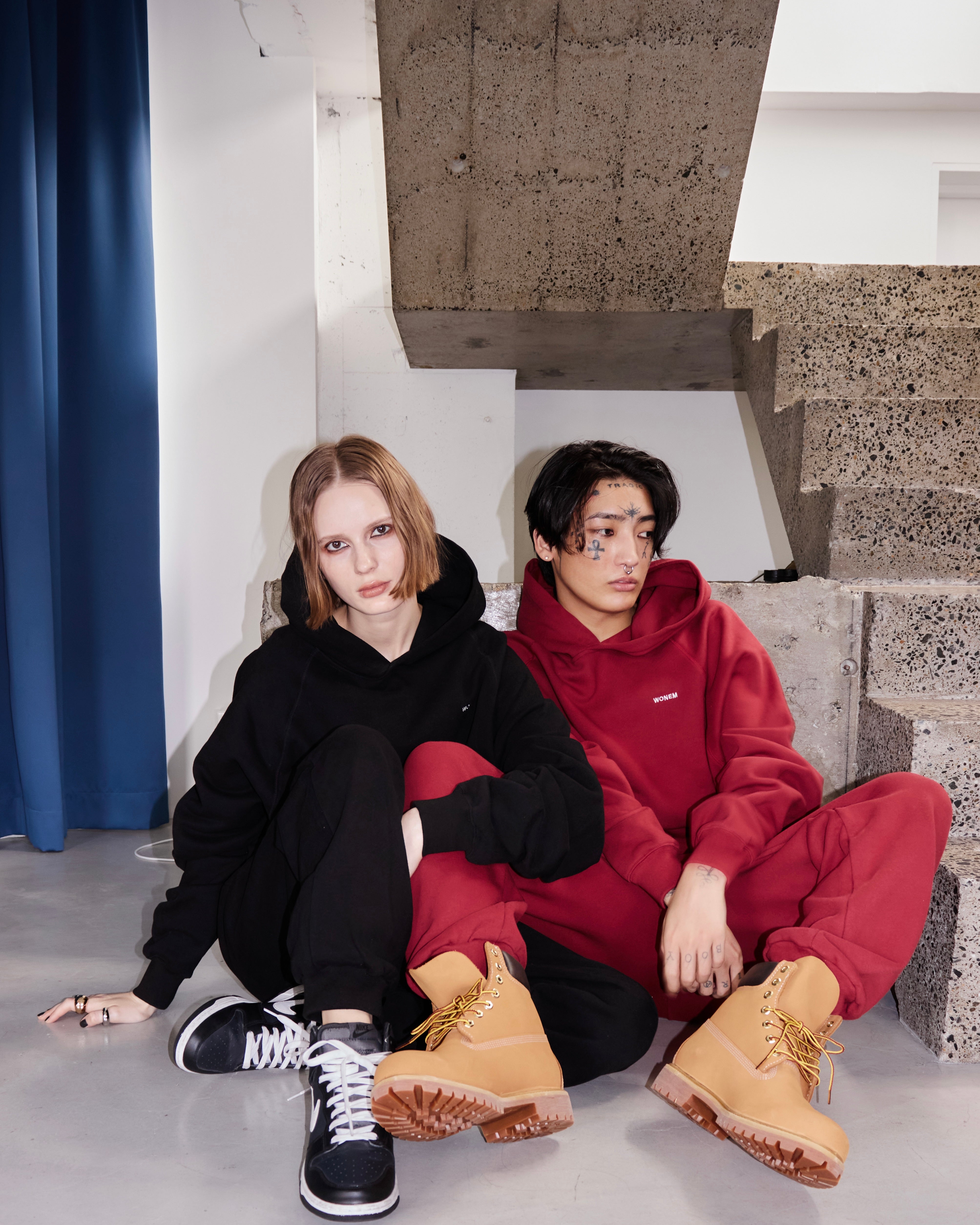 Essential Logo Sweat pants