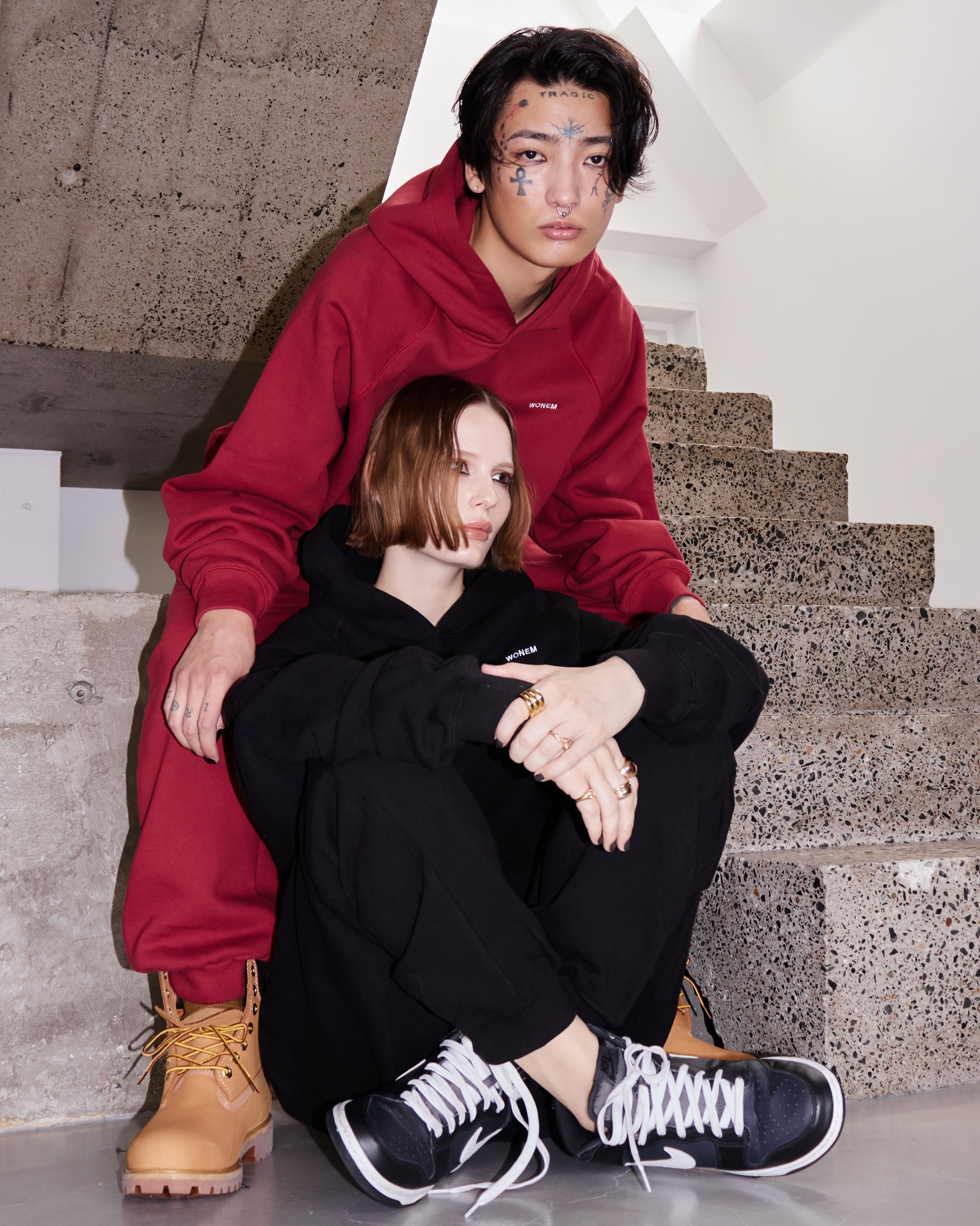 Essential Logo Sweat pants