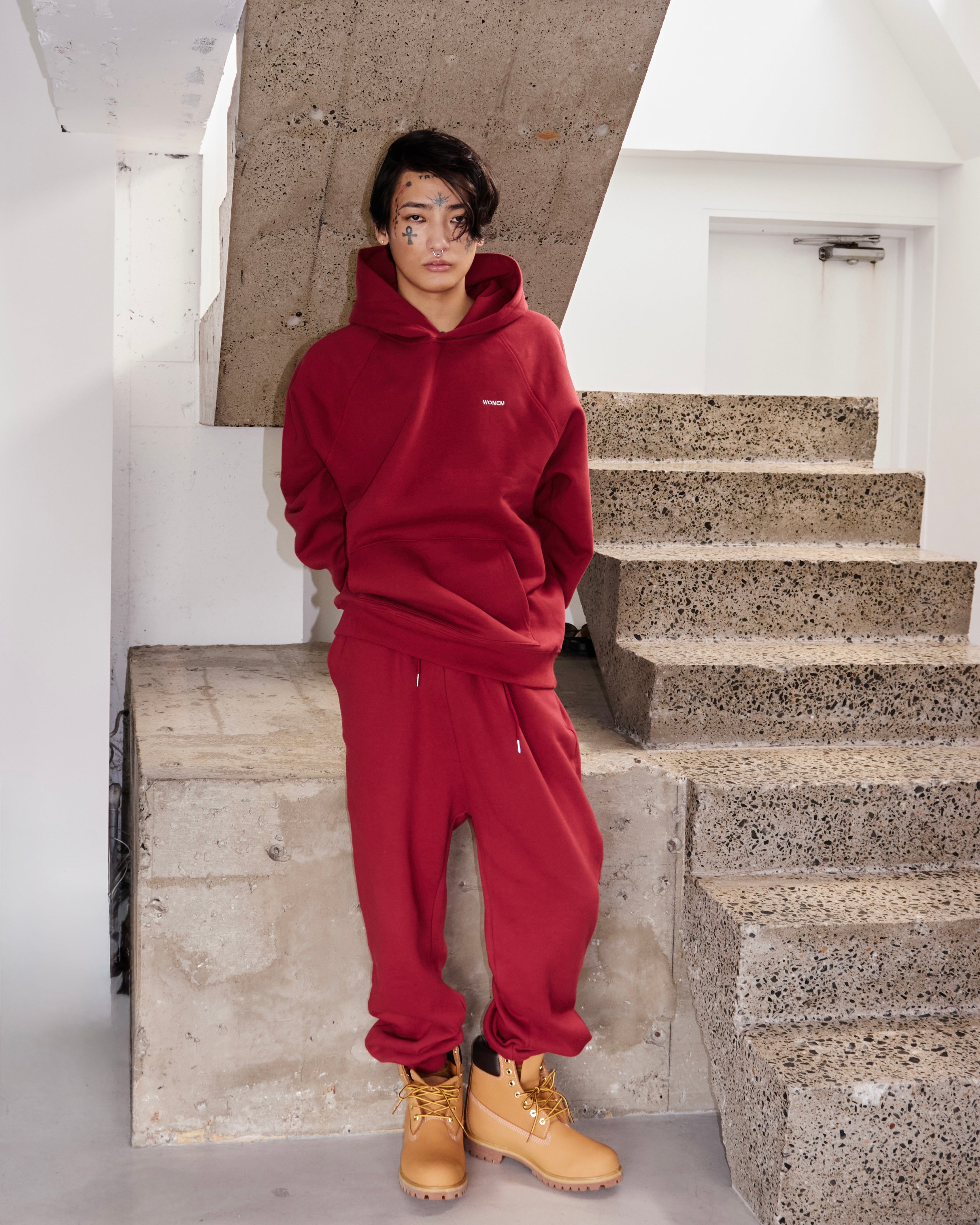 Essential Logo Sweat pants