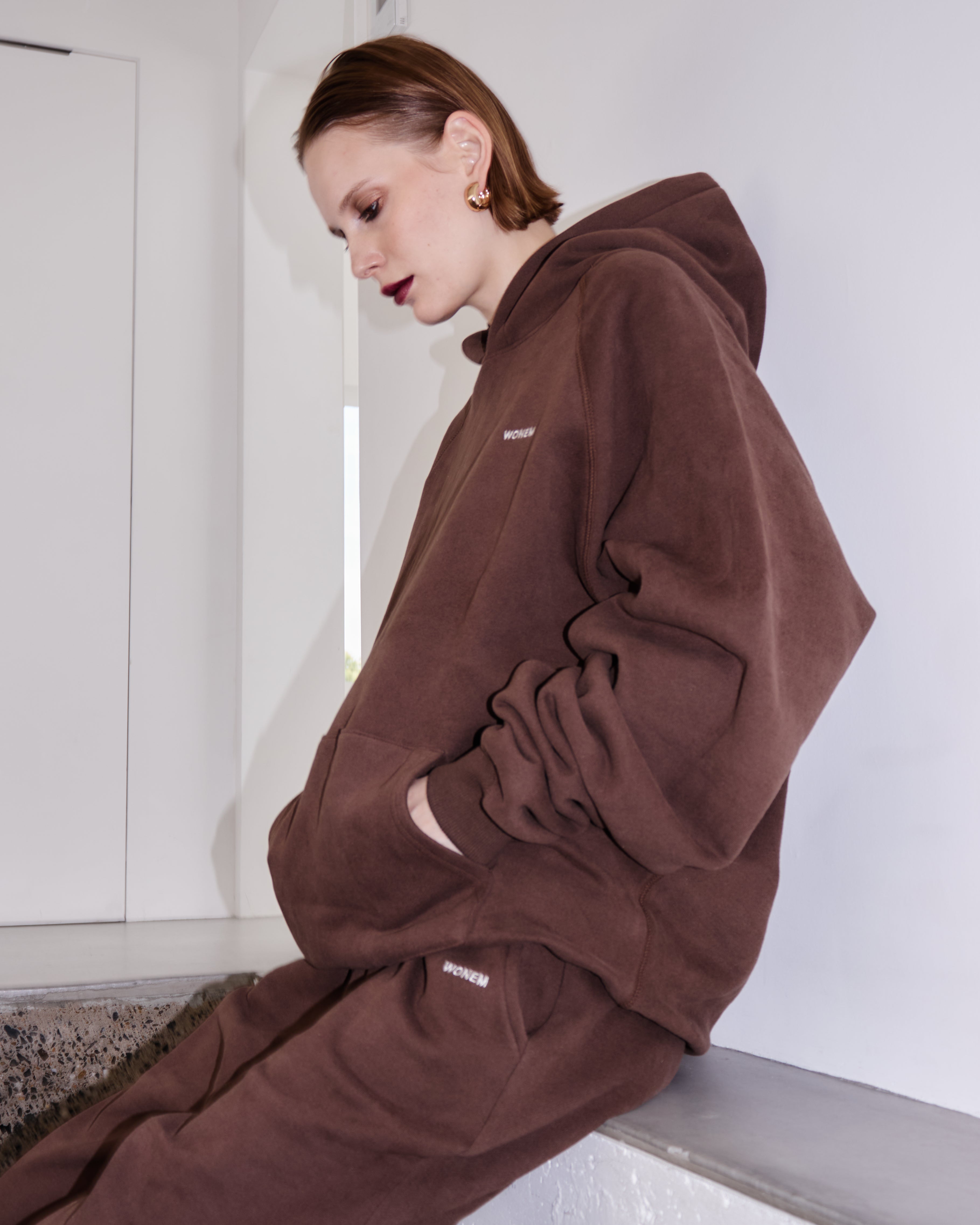 Essential Logo Sweat pants